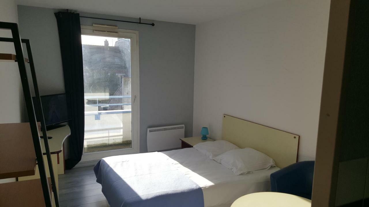 Residence Hoteliere Poincare Margny-les-Compiegne Екстер'єр фото