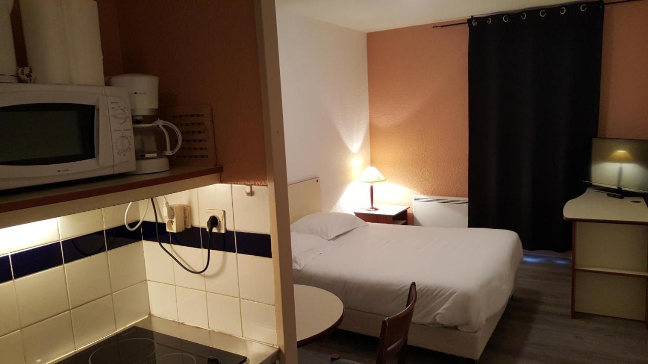 Residence Hoteliere Poincare Margny-les-Compiegne Екстер'єр фото
