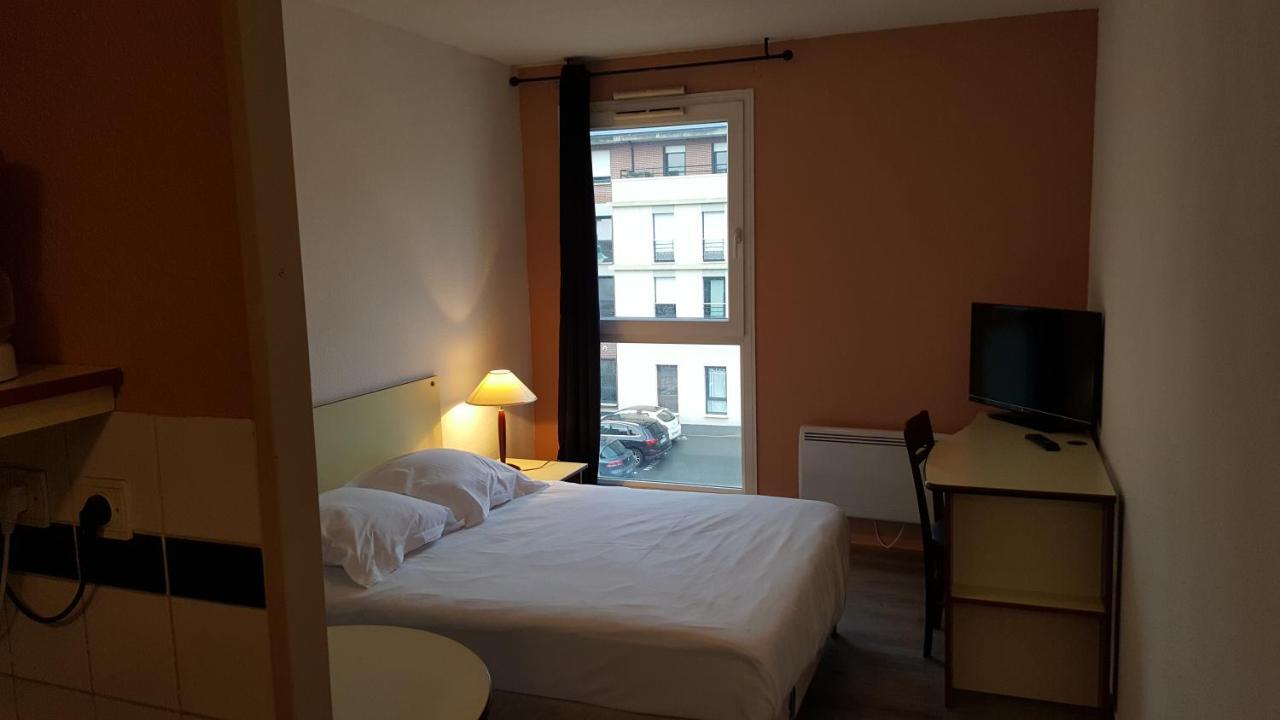 Residence Hoteliere Poincare Margny-les-Compiegne Екстер'єр фото